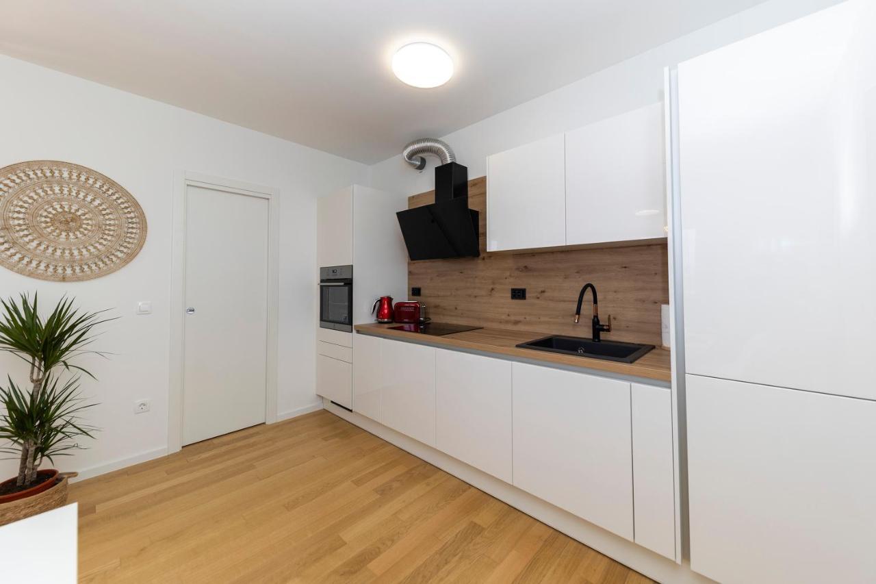 Deluxe Apartment Zara Exteriör bild