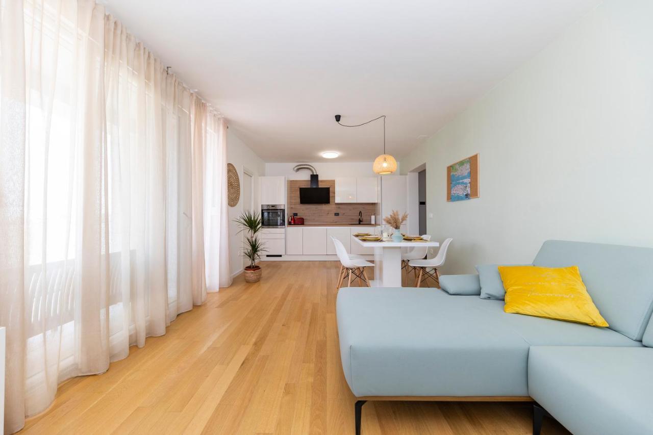 Deluxe Apartment Zara Exteriör bild